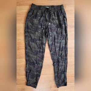 Casual Camo Panfs
